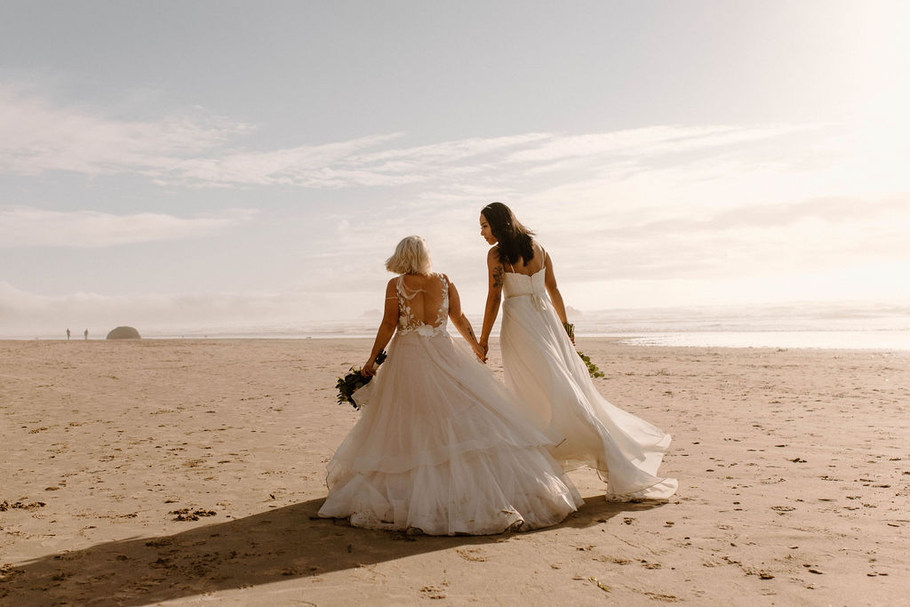 Beautiful lesbian couple having an Oregon coast elopement