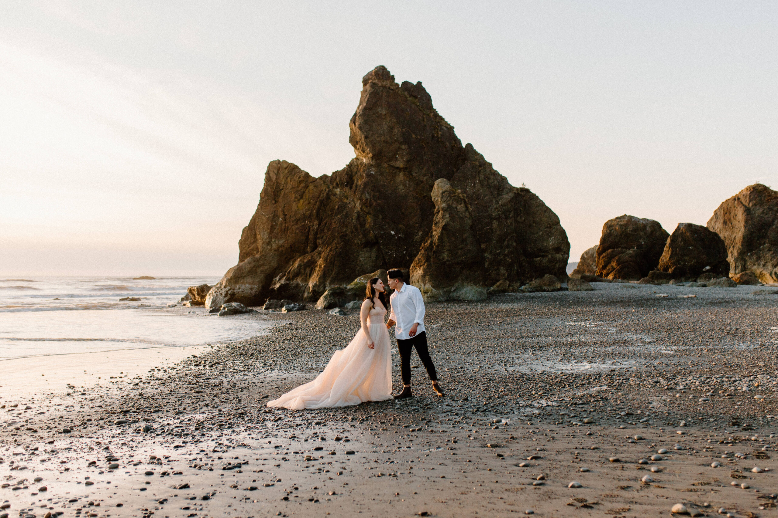 Couples Photos at their Ruby Beach Elopement