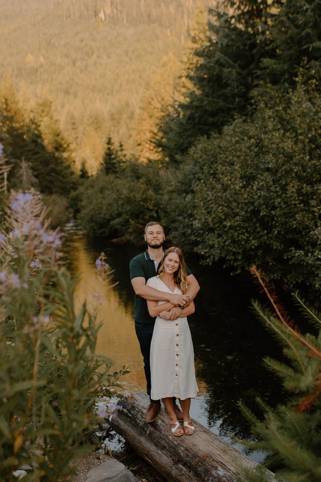 Adventure Couples Photos In The Mountains of Gold Creek Pond