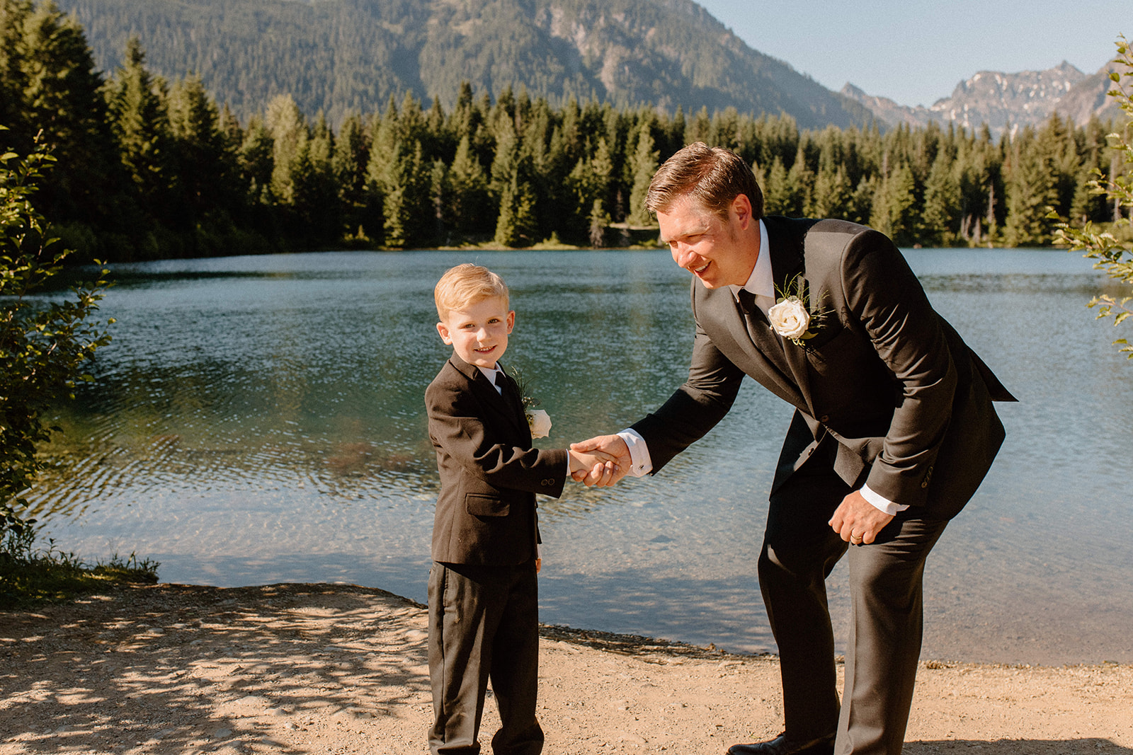 A Romantic Outdoor Wedding Day At Gold Creek Pond in Washington