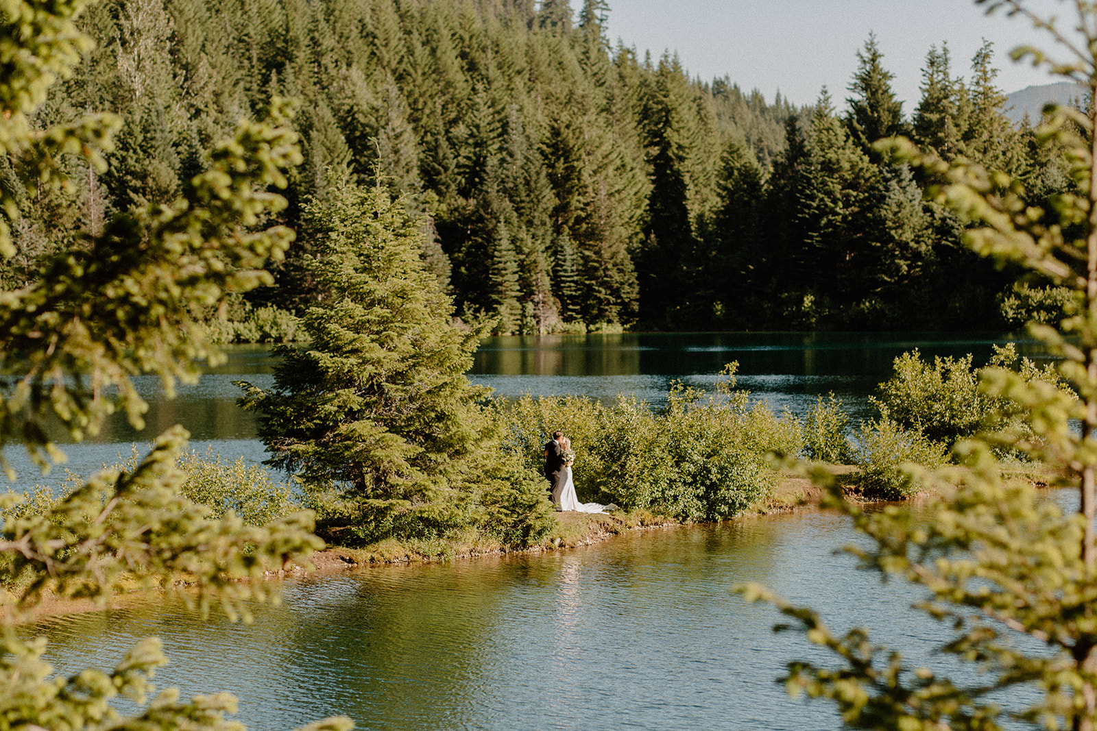 Gold Creek Pond elopement in Washington with beautiful florals and forest vibes