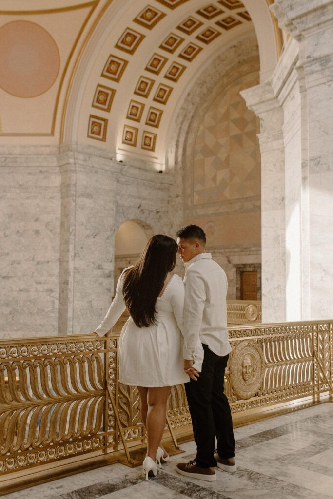 capitol building engagement photos