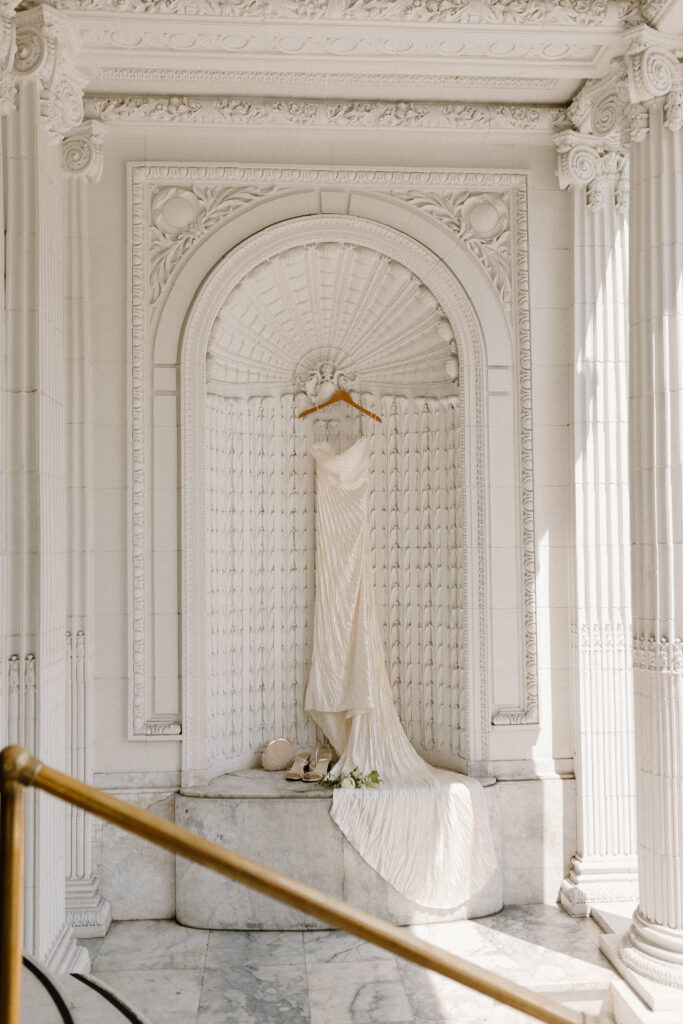 Elegant Seattle Hotel Wedding at the Arctic Club