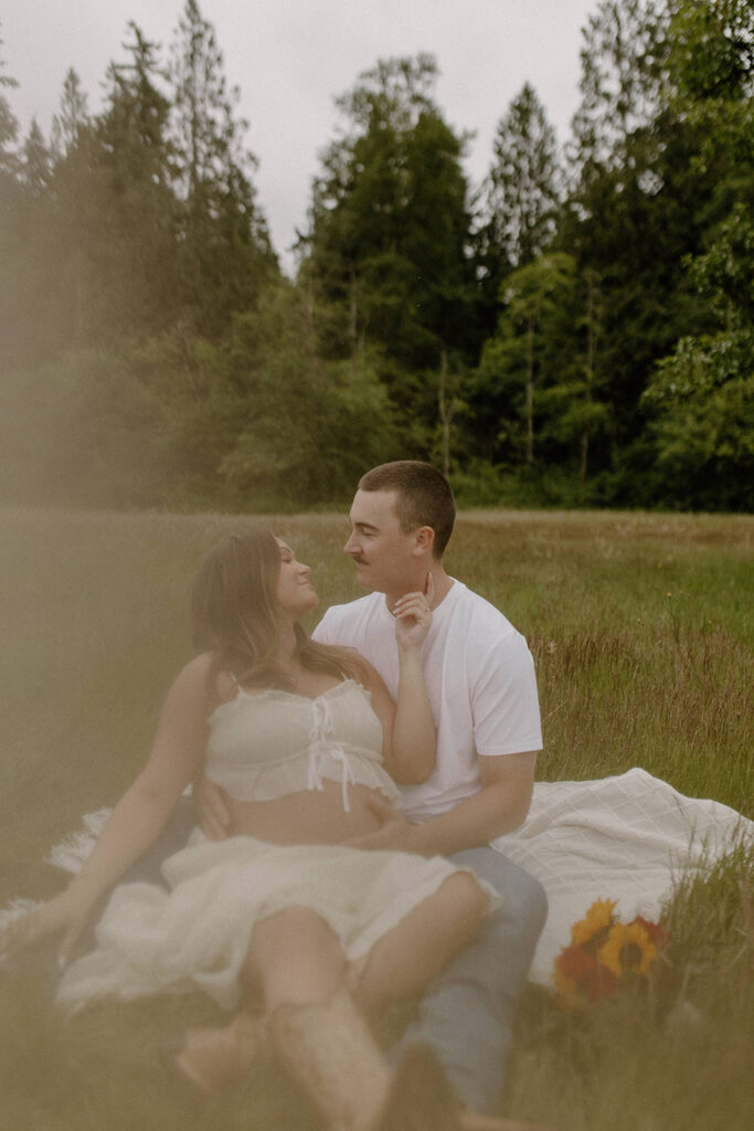 Farm Field Maternity Session in Snohomish Washington