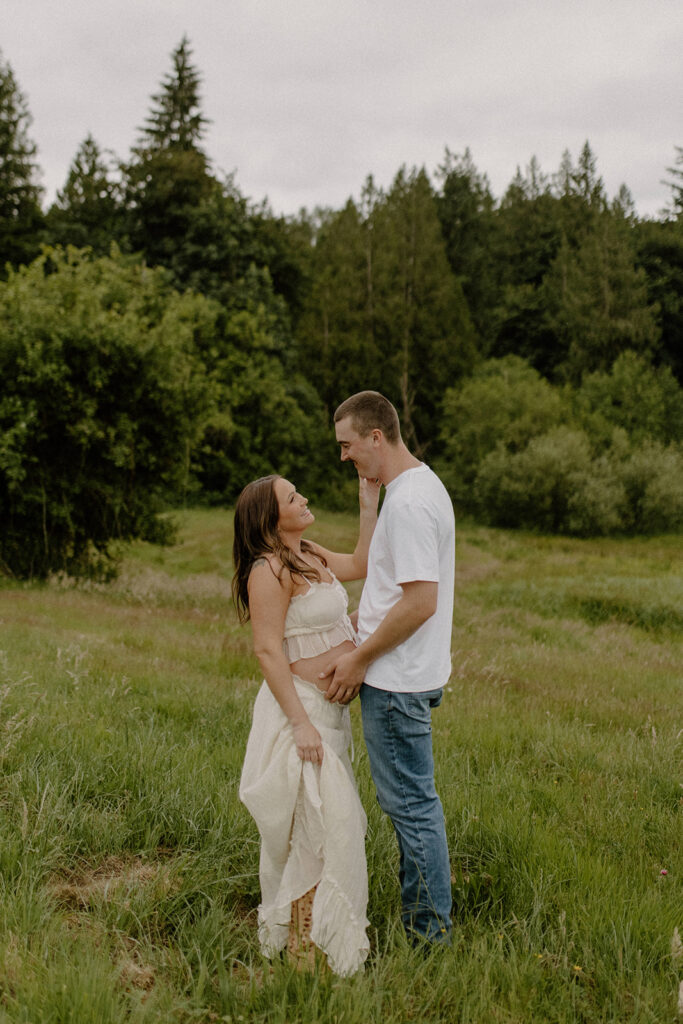 couples maternity photoshoot