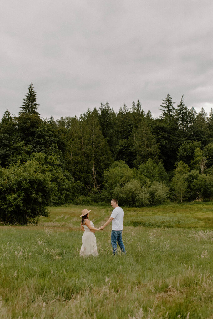 Farm Field Maternity Session in Snohomish Washington