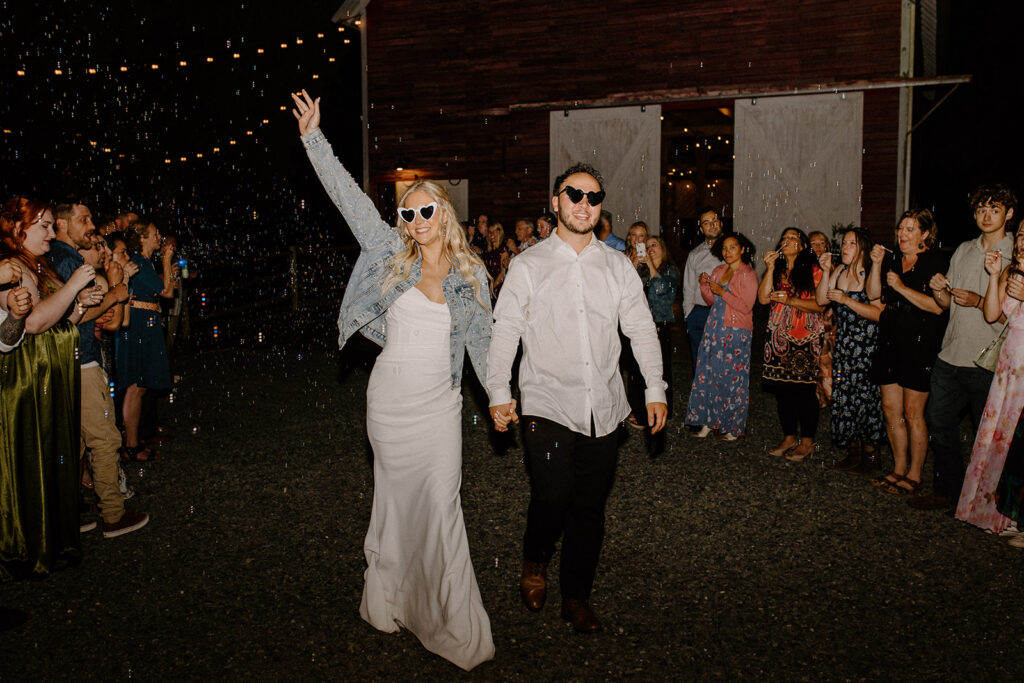 Summer Wedding at the Farm in Snohomish, WA
