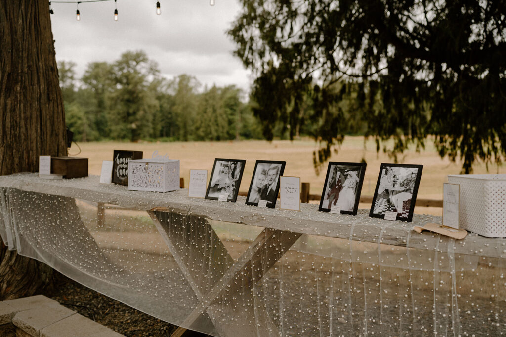 wedding guest memorial table