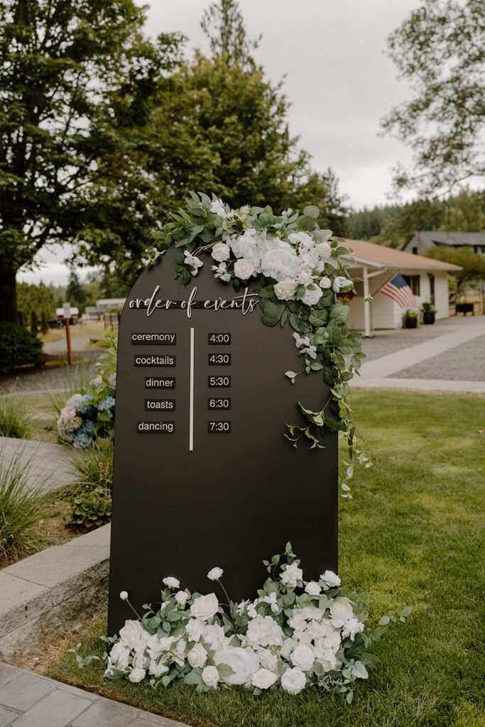 Summer Wedding at the Farm in Snohomish, WA