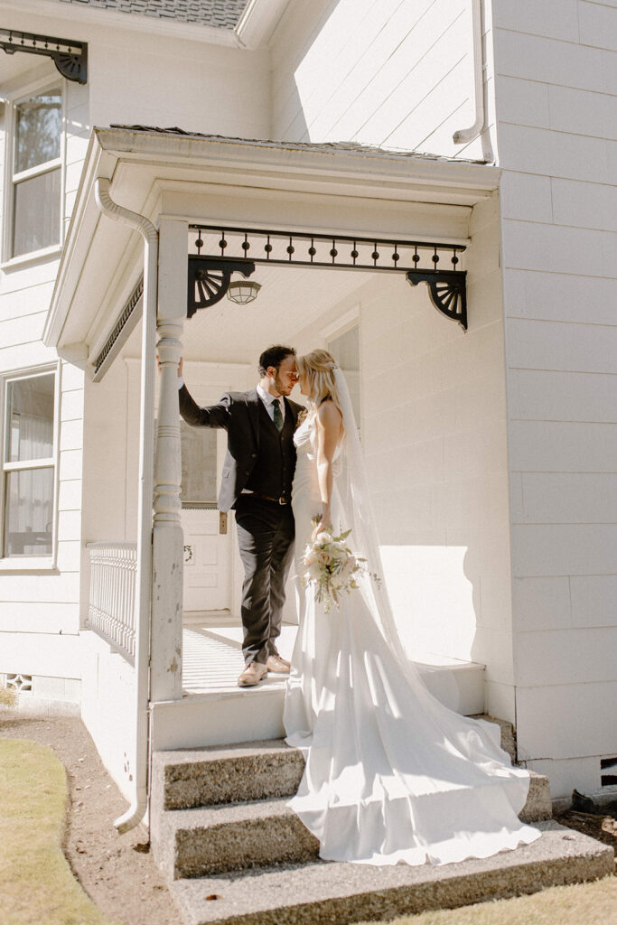 Summer Wedding at the Farm in Snohomish, WA