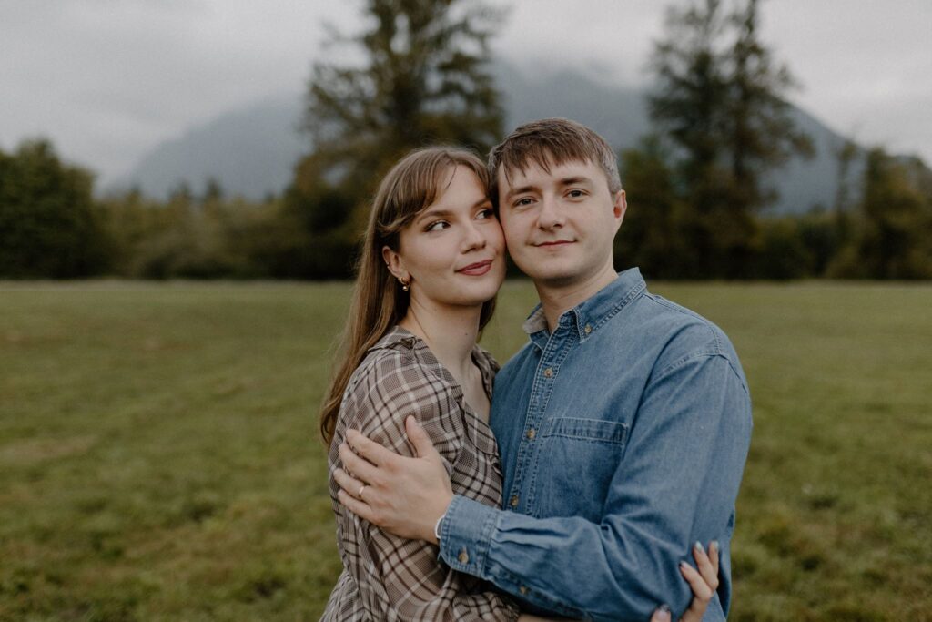 Seattle Couples Photographer Fall Photoshoot
