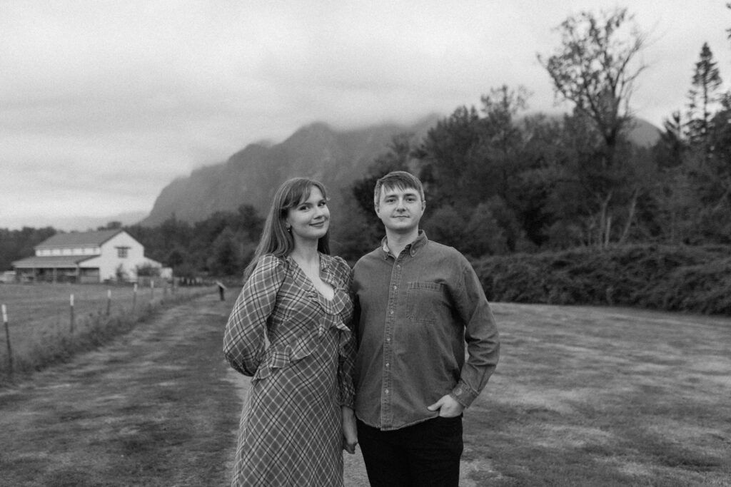 Seattle Couples Photographer Fall Photoshoot